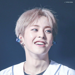 XiuminieExoo3 profile image