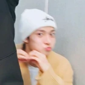 itsmeunknownn profile image