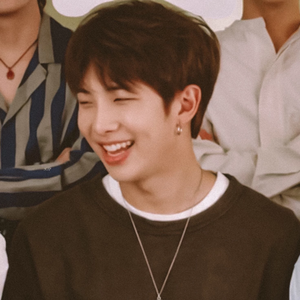 lovelymoonie⁷ profile image