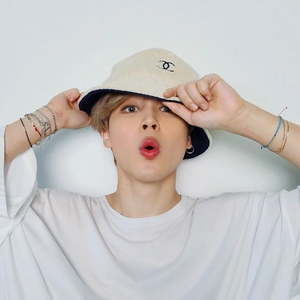 JINNIE1295 profile image