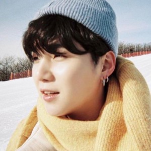 kosmicyoon profile image