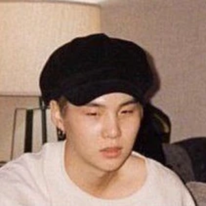 miniiyngi profile image