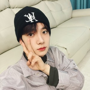 heeseunivers profile image