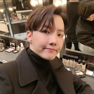 Lizloveshoseok profile image