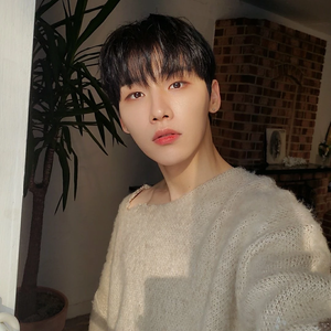 조유리우주최강귀여미 profile image