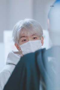 h伤疤 profile image