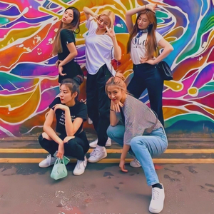 Jiaweiii profile image