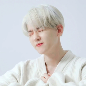 변백현12 profile image