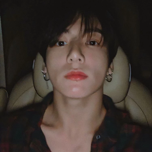 y93ngi profile image