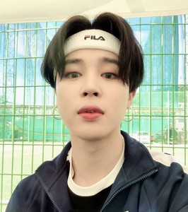 Añiongbangtan profile image