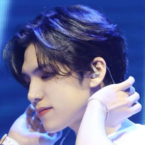 lipnovv profile image