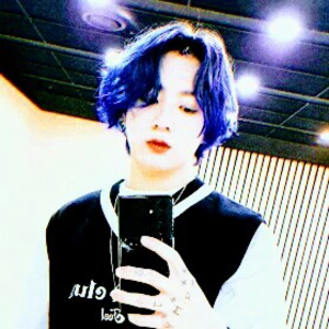 taelook profile image