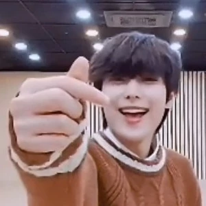 mineko profile image