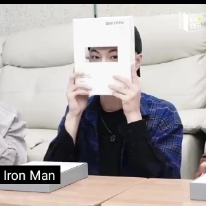 jungwonstarry4 profile image