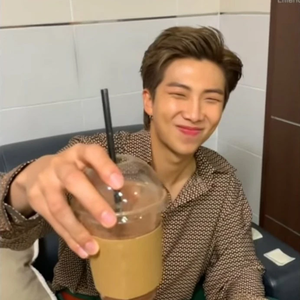 WinterB7 profile image