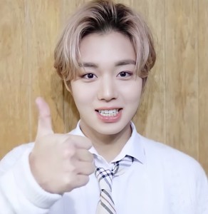 먕먕재규어 profile image