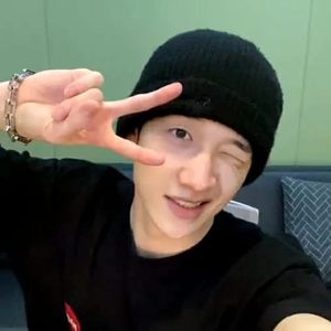 Milyskz325 profile image