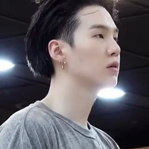 fanbtsateeztxt profile image