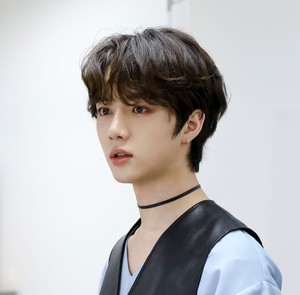 lovelybeommie profile image