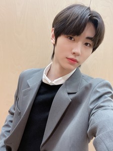 성훙니 profile image