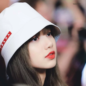 lili273 profile image