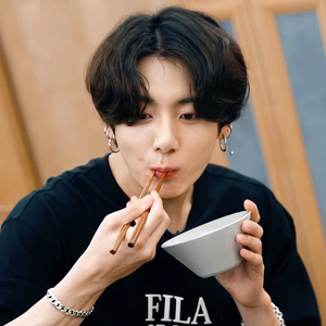 꾸꾸꾸꾹ლ profile image
