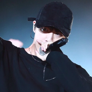 로아RoRoa profile image