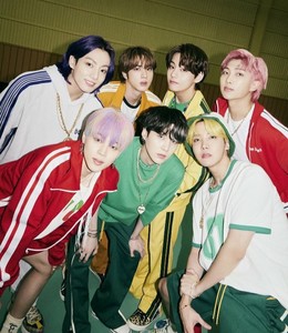 Naominvjk profile image