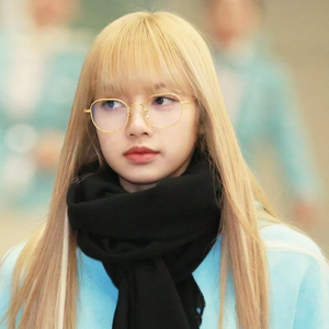 llolovelove profile image