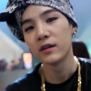 glssksjn profile image