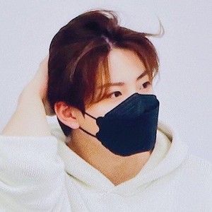 jkyuholic profile image