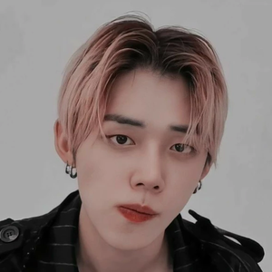 THERESAANANG profile image