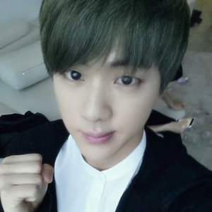 lovelynnie profile image