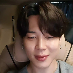 TheBestBangtanista29 profile image