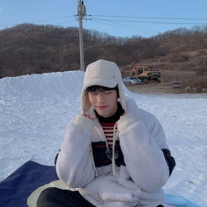 42915606d844c3ba0293ed002252c71d profile image