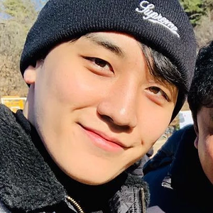 TreasuresMar profile image