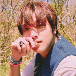 paharita profile image