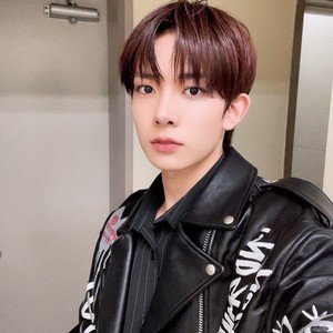  enhypen profile image