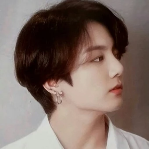 라이나루s profile image