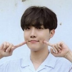 hobibluemoon profile image