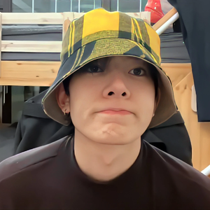 8082f37ad23acc0a8569c9e54f34dce6 profile image