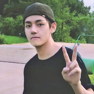 LysaV1 profile image