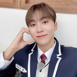 3208c4cb22d9058fd7499f1e2b46b5ad profile image