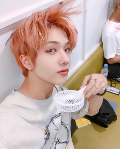 끌즈닝 profile image