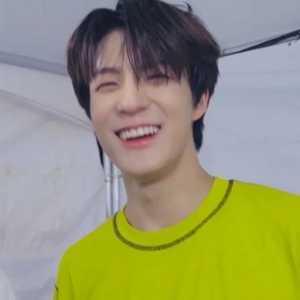 maysmile profile image