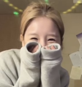loonaspriority's profile image