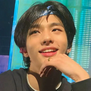 minhoverses profile image