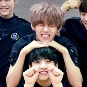 jiminowo⁴ profile image