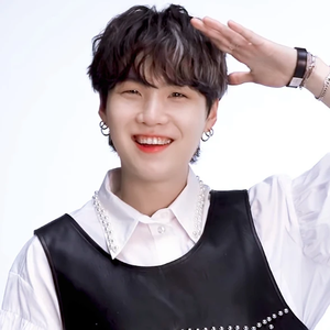 其其是猫猫 profile image