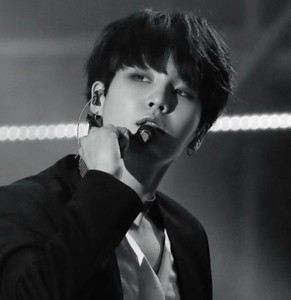 G Y O N G G I profile image